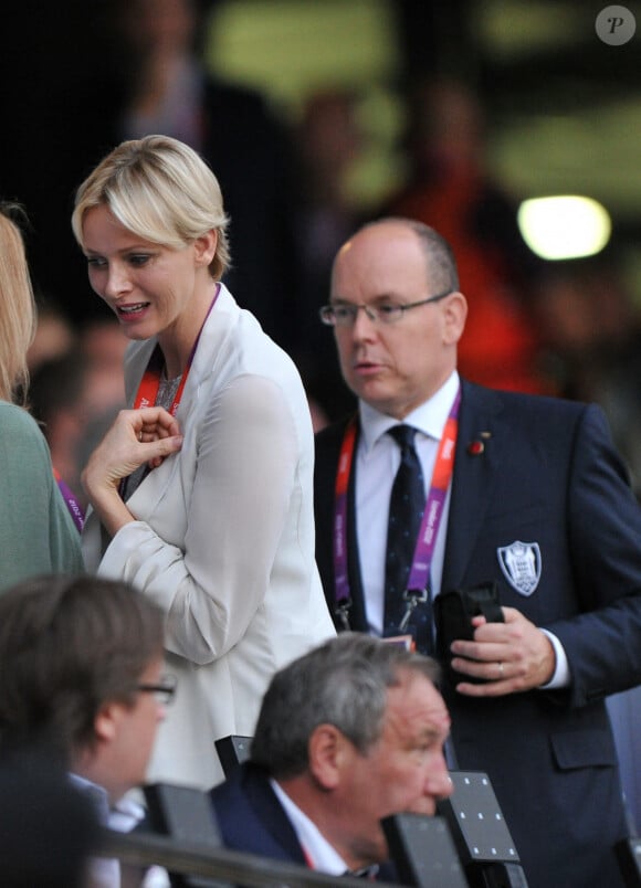 Le Prince Albert II de Monaco et la Princesse Charlène de Monaco lors de la cérémonie d'ouverture des Jeux Olympiques de Londres 2012 au Stade Olympique, Jeux Olympiques de Londres à Londres, Royaume-Uni, le 27 juillet 2012. Photo par ABACAPRESS.COM