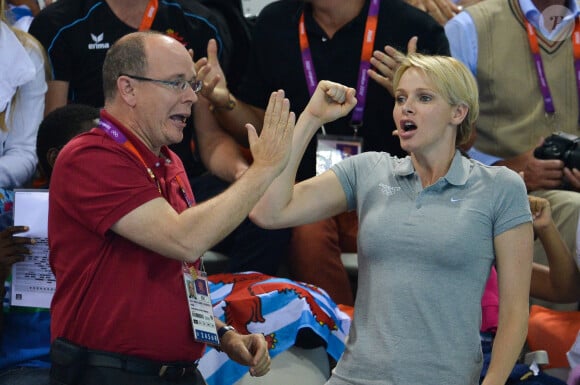 Le Prince Albert II de Monaco et la Princesse Charlène de Monaco suivent l'équipe de natation sud-africaine dans le centre aquatique des Jeux Olympiques de Londres, le 31 juillet 2012. Photo par Guibbaud-Gouhier-JMP/ABACAUSA.COM