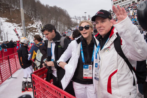 Le Prince Albert II de Monaco et la Princesse Charlène de Monaco assistent à la descente masculine au Centre alpin Rosa Khutor pendant les XXIIe Jeux Olympiques d'hiver de Sochi 2014 à Sochi, Russie, le 9 février 2014. Les Jeux Olympiques de Sochi 2014 se déroulent du 7 au 23 février 2014. Photo par Gouhier-Zabulon/ABACAPRESS.COM