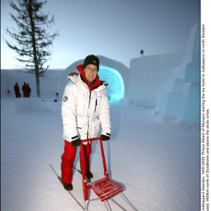 ABACA. Jukkasjarvi-Suède. 14/01/2003. Le Prince Albert de Monaco en visite à l'hôtel de glace de Jukkasjarvi dans le nord de la Suède. L'hôtel est situé à environ 1400 km au nord de Stockholm et au-dessus du cercle polaire.