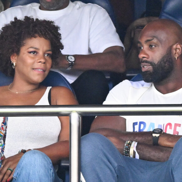 Teddy Riner était accompagné de son épouse Luthna ce vendredi
Teddy Riner et sa femme Luthna Plocus en tribunes pendant l'épreuve finale de football opposant la France à l'Espagne lors des Jeux Olympiques de Paris 2024 (JO) au Parc des Princes, à Paris, France. © Jacovides-Perusseau/Bestimage 