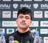 En effet, les fadettes téléphoniques de la plaignante ont permis de retracer un appel passé quelques heures après son rendez-vous avec les deux rugbymen...
Hugo Auradou de la section paloise de Pau lors du match du Top 14 entre la section paloise et le Stade toulousain au Stade du Hameau le 5 novembre 2023 à Pau. Loïc Cousin/Icon Sport/ABACAPRESS.COM