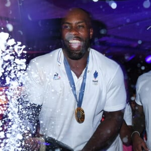 Teddy Riner a célébré ses deux médailles d'or en boîte de nuit lors des Jeux Olympiques de Paris
Exclusif - Teddy Riner - Teddy Riner fête son titre de champion Olympique de judo +100KG au restaurant "Podium" du groupe (Les bistrots Pas Parisiens) à Paris © Rachid Bellak/Bestimage 