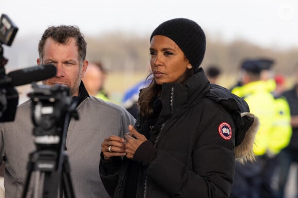 L'animatrice a apporté son soutien et s'est même révélée porte-parole du mouvement en s'adressant au micro de BFMTV. 
Karine Le Marchand soutient les agriculteurs sur le barrage de l'Autoroute A4 à hauteur de Jossigny en Seine et Marne le 29 Janvier 2024. © Jeremy Melloul - Pierre Perusseau / Bestimage