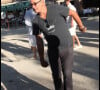 Volage, Patrice Laffont est plus préoccupé par sa carrière et ses sorties... Le couple se sépare
Patrice Laffont lors d'une partie de pétanque sur la place des Lices à Saint Tropez