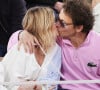 L'actrice et le chanteur s'aiment depuis plus de 20 ans
Mélanie Thierry et son compagnon le chanteur Raphaël - Célébrités dans les tribunes des Internationaux de France de tennis de Roland Garros 2024 à Paris, le 29 mai 2024. © Moreau / Jacovides / Bestimage 