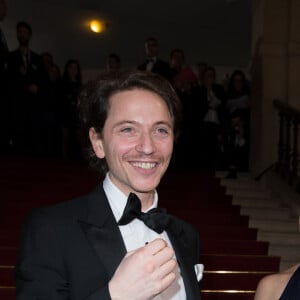 Le chanteur Raphaël et sa compagne Mélanie Thierry - Arrivées des personnalités à la 41ème cérémonie des César au théatre du Chatelet à Paris le 26 février 2016. © Olivier Borde / Dominique Jacovides / Bestimage 