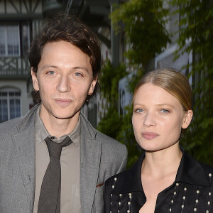 Le chanteur Raphaël et sa compagne Mélanie Thierry - Inauguration de l'hôtel Barrière Le Normandy à Deauville, le 18 juin 2016. © Coadic Guirec/Bestimage ( No Web No Blog pour la Belgique et la Suisse) 