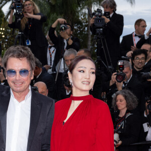 Jean-Michel Jarre, Gong Li assistent au tapis rouge de "Indiana Jones And The Dial Of Destiny" lors de la 76ème édition du festival de Cannes au Palais des Festivals le 18 mai 2023 à Cannes, France. Photo par Shootpix/ABACAPRESS.COM