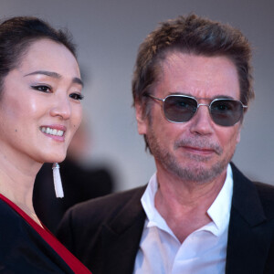 Jean-Michel Jarre et Gong Li assistant à la première de Saturday Fiction dans le cadre de la 76e Mostra de Venise, le 04 septembre 2019. Photo par Aurore Marechal/ABACAPRESS.COM