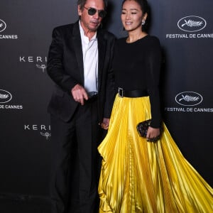 Jean-Michel Jarre et Gong Li arrivent pour les Kering Women In Motion Awards et le dîner officiel du Festival de Cannes, place de la Castre, le 19 mai 2019 à Cannes, en France, dans le cadre du 72e Festival de Cannes. Photo par Ammar Abd Rabbo/ABACAPRESS.COM