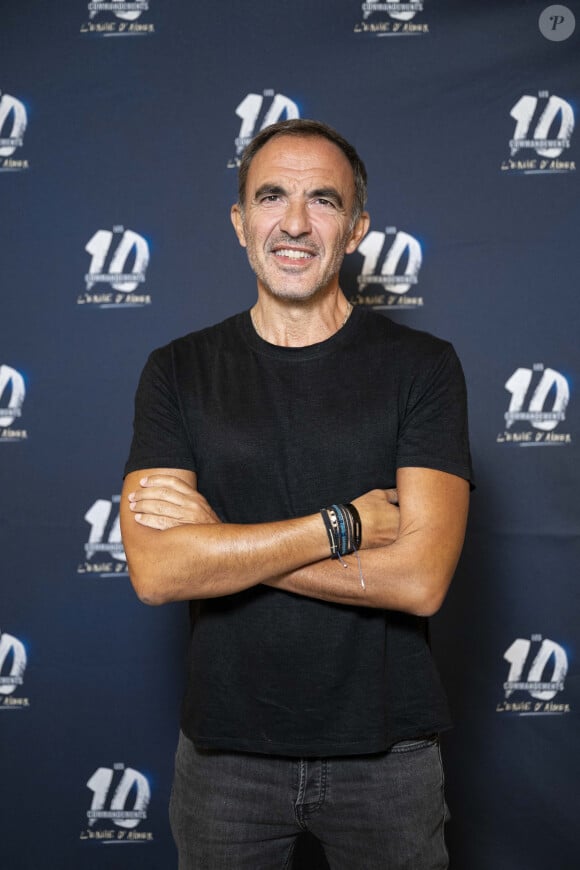 Exclusif - Nikos Aliagas - Photocall de la comédie musicale "Les 10 commandements - l'envie d'aimer" à la Seine Musicale à Boulogne-Billancourt le 6 juin 2024