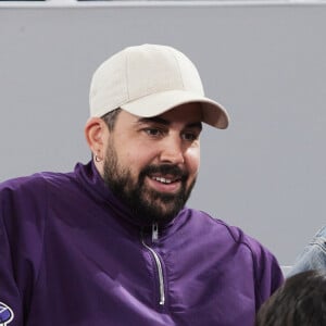 Artus - Célébrités dans les tribunes des Internationaux de France de tennis de Roland Garros 2024 à Paris, le 29 mai 2024. © Moreau / Jacovides / Bestimage