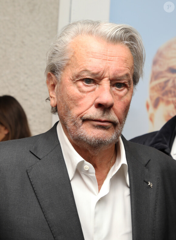 Exclusif - Alain Delon donne une master class au 72ème Festival du Film de Cannes alors qu'il s'apprête à recevoir une Palme d'Or d'honneur pour l'ensemble de sa carrière, Cannes, le 19 mai 2019. ©Denis Guignebourg/BestIlmage