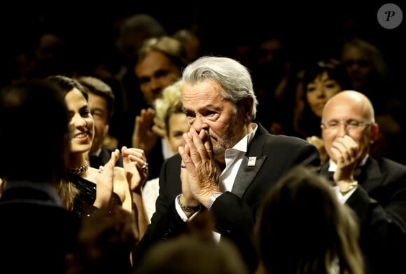 Concernant ses funérailles, Alain Delon a toujours été catégorique.
Alain Delon et sa fille Anouchka - Remise de la Palme d'Honneur à Alain Delon lors du 72ème Festival International du Film de Cannes. © Jacovides-Moreau / Bestimage 