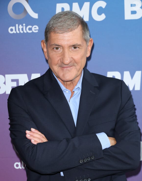 Yves Calvi lors de la conférence de presse de rentrée BFM TV. - RMC du groupe Altice France à Paris, France, le 31 août 2023. © Coadic Guirec/Bestimage