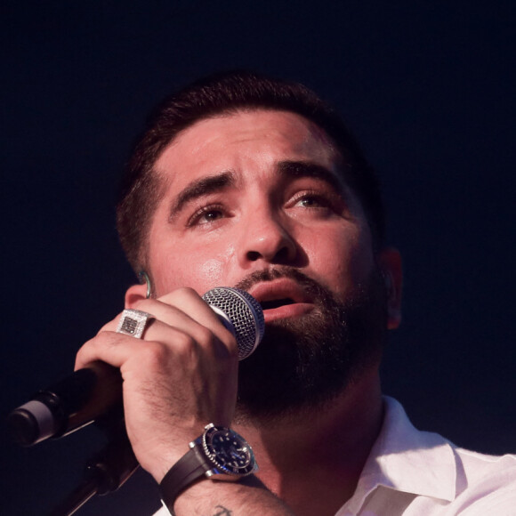 Exclusif - Kendji Girac - Célébration des 10 ans du centre commercial Beaugrenelle à Paris, France. Le 12 octobre 2023. © Christophe Clovis / Bestimage 