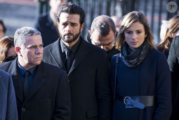 Thierry Chassagne, Maxim Nucci (Yodélice) et sa compagne Isabelle Ithurburu - Arrivées des personnalités en l'église de La Madeleine pour les obsèques de Johnny Hallyday à Paris. Le 9 décembre 2017