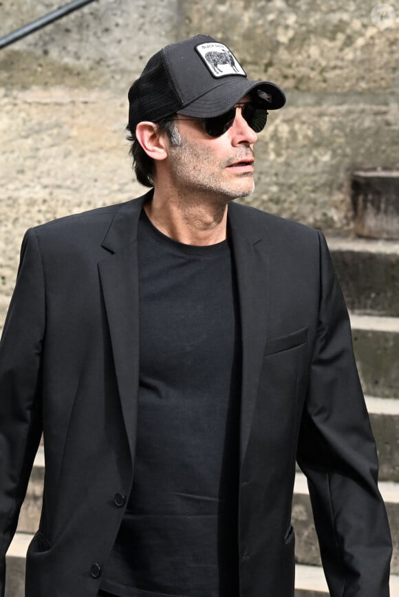 Anthony Delon - Arrivées aux obsèques de Jean-Yves Le Fur en l'église Saint-Roch à Paris, le 6 avril 2024.