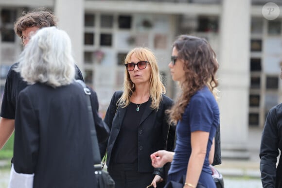 Axelle Laffont - Obsèques de P.Laffont dans la salle de la Coupole du cimetière du Père-Lachaise à Paris, le 23 août 2024. L'animateur de télévision est décédé le 7 août 2024 à l'âge de 84 ans. © Dominique Jacovides / Bestimage