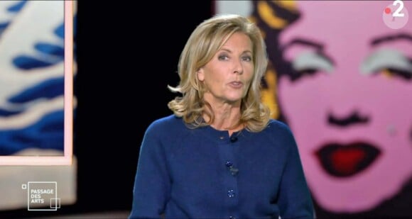 L'émission culturelle de Claire Chazal a ensuite été basculée sur France 2, chaîne qui a décidé d'y mettre fin en 2021
Claire Chazal sur le plateau de "Passage des arts"