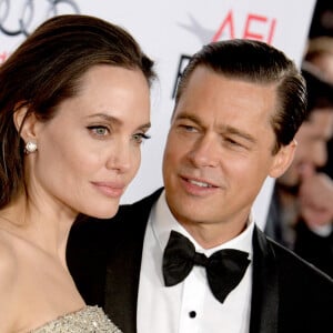 Mais ils ne vont pas s'y croiser... Les dernières photos officielles du couple ensemble datent de novembre 2015.Angelina Jolie Pitt et Brad Pitt assistent à la soirée d'ouverture de l'AFI FEST 2015 avec la première de Universal Pictures By The Sea au TCL Chinese Theatre le 15 novembre 2015 à Los Angeles, CA, USA. Photo par Lionel Hahn/ABACAPRESS.COM