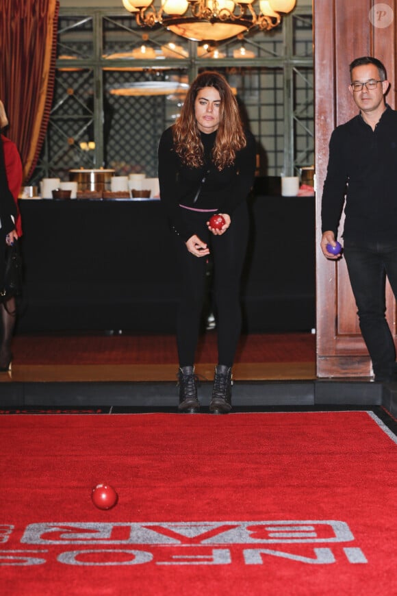 Alyson Le Borges, la fille aînée d'Anthony Delon est aussi présente.
Exclusif - Alyson Le Borges - People à la soirée de lancement de "BoBoules, l'autre pétanque" à l'Hôtel Napoléon à Paris. Le 7 novembre 2016 © Philippe Doignon / Bestimage 