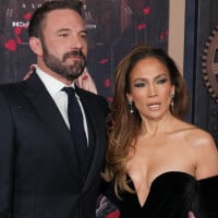 Ben Affleck a-t-il déjà oublié Jennifer Lopez ? L'acteur a été aperçu avec une sublime brune issue d'une famille prestigieuse