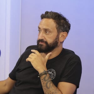 et il avait sa petite idée pour le futur Premier ministre
Exclusif - Cyril Hanouna, sur le plateau de l'émission " On Marche Sur La Tête " présentée pa C.Hanouna dans les studios d' Europe 1 à Paris, France, le 27 juin 2024. © Jack Tribeca / Bestimage