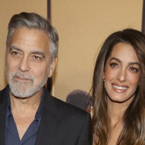 George Clooney and Amal Clooney - Première du film "The Boys in The Boat" à Los Angeles, le 11 décembre 2023.