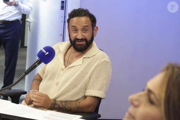 Il a annoncé que le premier invité de "Touche pas à mon poste" serait... Cyril Hanouna !
Exclusif - Cyril Hanouna sur le plateau de l'émission "On a marché sur la tête" dans les studios de Europe 1 à Paris. © Jack Tribeca / Bestimage