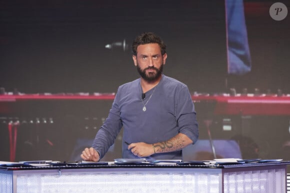 Cyril Hanouna, sur le plateau de de l’émission "TPMP" présentée par C.Hanouna et diffusée en direct sur C8, Paris, France. © Jack Tribeca / Bestimage