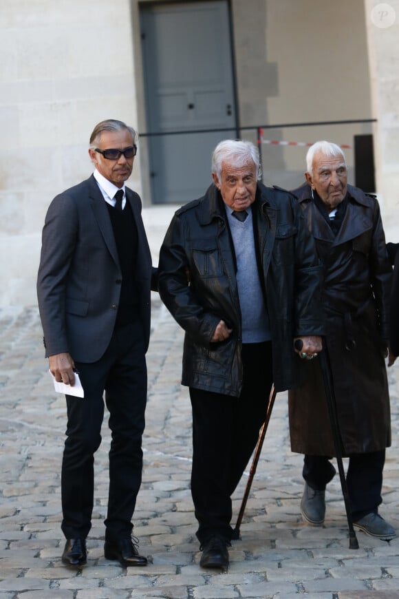 Arrivée de l'acteur Jean Paul Belmondo, accompagné de son fils Paul et du comédien Charles Gérard - Hommage national à Charles Aznavour à l'Hôtel des Invalides à Paris le 5 octobre 2018. © Hamilton / Pool / Bestimage 