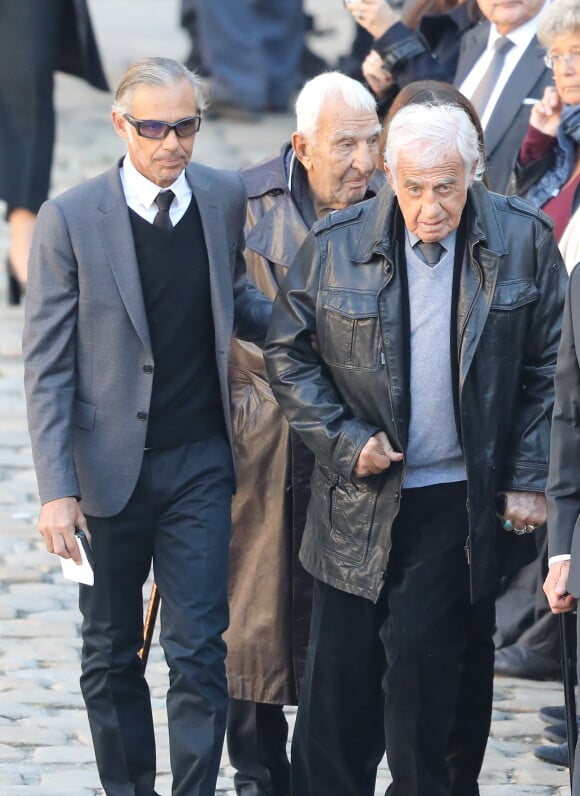 Paul Belmondo et son père Jean-Paul Belmondo, Charles Gérard - Arrivées à l'hommage national à Charles Aznavour à l'Hôtel des Invalides à Paris. Le 5 octobre 2018 © Jacovides-Moreau / Bestimage 