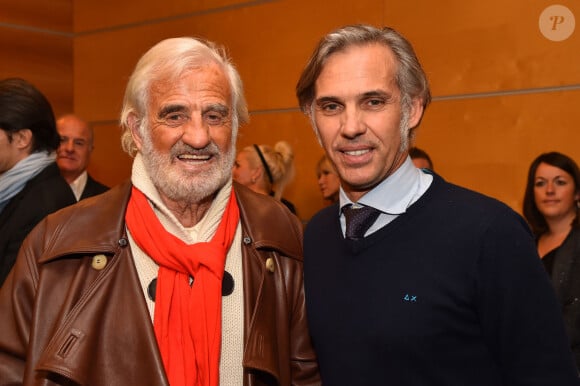 Exclusif - Jean-Paul Belmondo, à gauche, et son fils Paul participent à l'avant-première mondiale du film documentaire "Belmondo par Belmondo" au Grimaldi Forum à Monaco le 11 décembre 2015. © Bruno Bébert/Bestimage 