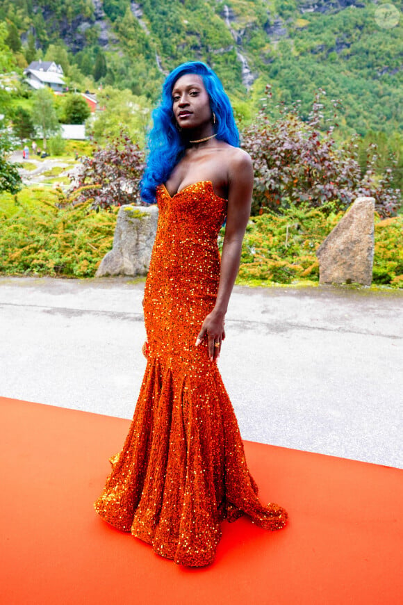 Invités sur le tapis rouge du mariage de la princesse norvégienne Martha Louise et du chaman américain autoproclamé Derek Verrett à l'hôtel Union à Geiranger, Norvège, le 31 août 2024. Photo par Mischa Schoemaker/ABACAPRESS.COM