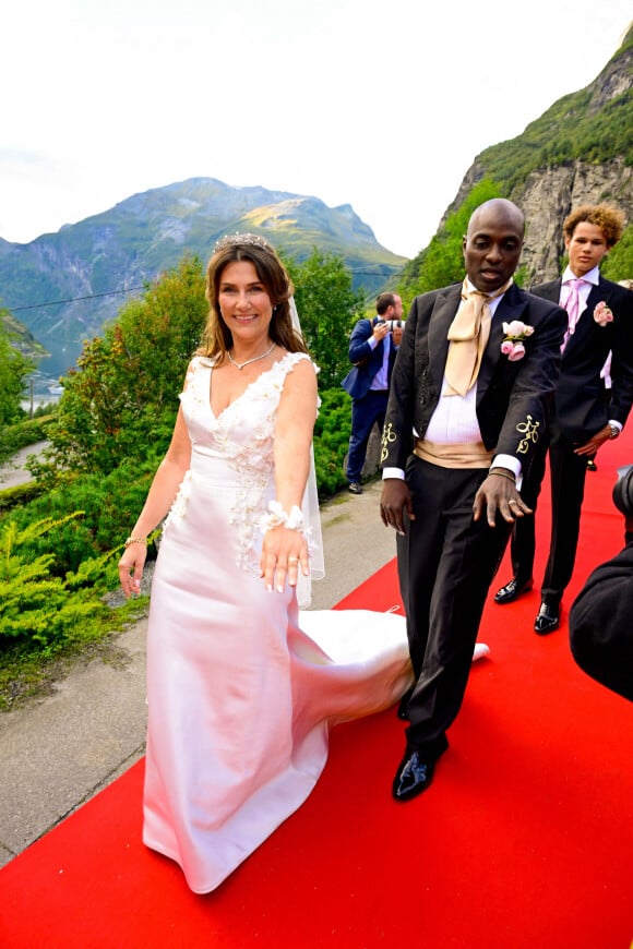 La princesse Martha Louise, Durek Verrett sur le tapis rouge du mariage de la princesse norvégienne et du chaman américain autoproclamé à l'hôtel Union à Geiranger, Norvège. 31 août 2024. Photo par Mischa Schoemaker/ABACAPRESS.COM