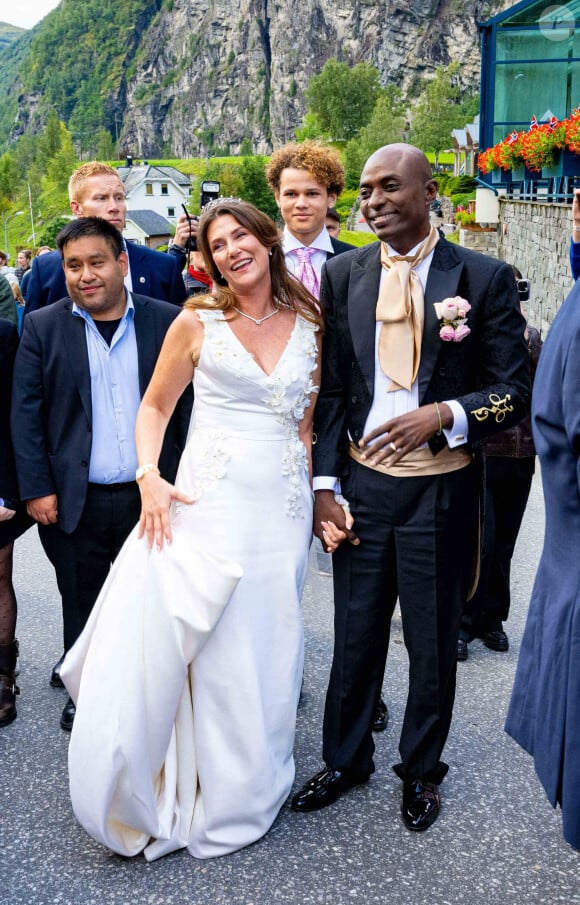 La princesse Martha Louise de Norvège et le chaman américain autoproclamé Durek Verrett sont vus lors de leur mariage à l'hôtel Union à Geiranger, en Norvège, le 31 août 2024. Photo par Mischa Schoemaker/ABACAPRESS.COM