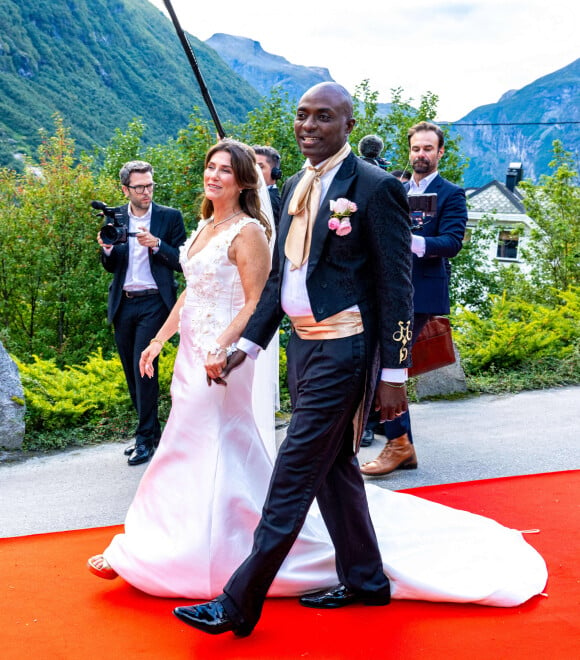 La princesse Martha Louise de Norvège et le chaman américain autoproclamé Durek Verrett sont vus lors de leur mariage à l'hôtel Union à Geiranger, en Norvège, le 31 août 2024. Photo par Mischa Schoemaker/ABACAPRESS.COM