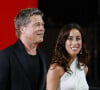 Brad Pitt et Ines de Ramon officialisent leur relation et s'affichent main dans la main lors de la Mostra de Venise
L'acteur américain Brad Pitt sa fiancée Ines de Ramon arrivent pour la première de "Wolf" à la 81e édition du Festival international du film de Venise.