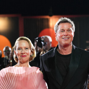 George Clooney, Austin Abrams, Amy Ryan and Brad Pitt à la projection de "Wolfs" lors du 81ème festival international du film de Venise, la Mostra le 1er septembre 2024. © Lucia Sabatelli / Bestimage