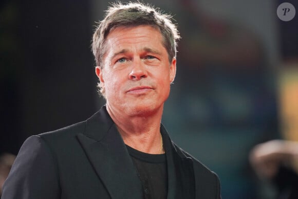 



À 60 ans, Brad Pitt sera à l'affiche de Wolfs dont la sortie est prévue le 18 septembre
Brad Pitt lors de la projection de "Wolfs" au 81e Festival international du film de Venise, La Mostra, le 1er septembre 2024. Lucia Sabatelli / Bestimage



