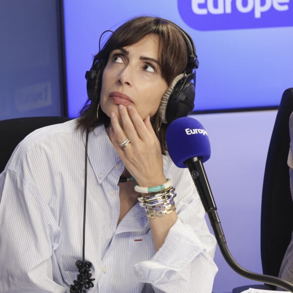 Exclusif - Géraldine Maillet sur le plateau de l’émission « On Marche Sur La Tête » présentée pa C.Hanouna dans les studios d’ Europe 1 à Paris, France, le 26 juin 2024. © Jack Tribeca / Bestimage 