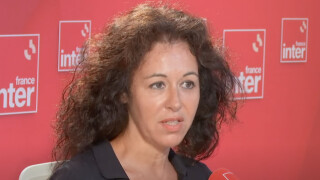 Jean-Jacques Goldman : Sa fille Caroline jette un nouveau pavé dans la mare en s'attaquant au HPI, une "étiquette grossière"