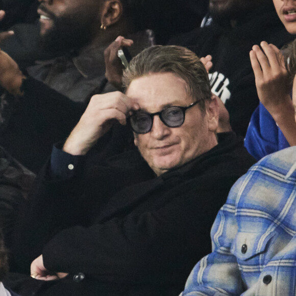 Benoît Magimel - Célébrités dans les tribunes de la demi-finale retour de Ligue des champions entre le PSG face au Borussia Dortmund (0-1) au Parc des Princes à Paris le 7 mai 2024. © Cyril Moreau/Bestimage 