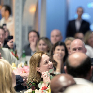 Jean Dujardin et sa femme Nathalie Péchalat (nouvelle présidente de l'association "Premiers de Cordée") - Dîner de charité Breitling à la Samaritaine pour l’association "Premiers de Cordée" à Paris le 4 avril 2024. L'association Premiers de Cordée propose des animations sportives auprès des enfants hospitalisés. ADN de l’association depuis sa création, ce programme comprend de nombreuses actions pour initier un maximum d’enfants malades et/ou en situation de handicap à la pratique sportive. © Rachid Bellak/Bestimage