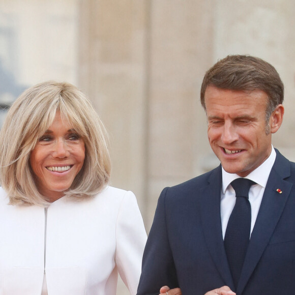 Brigitte Macron, Emmanuel Macron - Réception des chefs d'état, de gouvernement et d'organisation internationale en amont de la cérémonie d'ouverture des jeux paralympiques de Paris 2024 au palais de l'Elysée à Paris, France, le 28 août 2024. © Christophe Clovis / Bestimage 