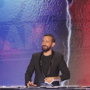 Exclusif - Cyril Hanouna, sur le plateau de de l’émission « TPMP » présentée par C.Hanouna et diffusée en direct sur C8, Paris, France. © Jack Tribeca / Bestimage