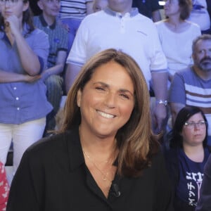 Exclusif - Valérie Benaim, sur le plateau de de l’émission « TPMP » présentée par C.Hanouna tournage des pilotes 2024, Paris, France. © Jack Tribeca / Bestimage