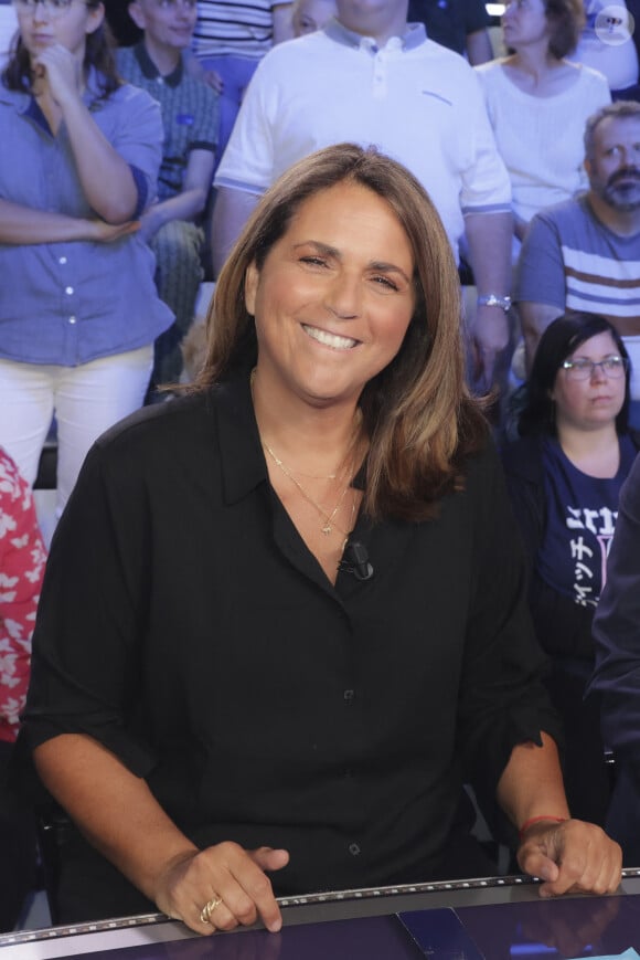 Exclusif - Valérie Benaim, sur le plateau de de l’émission « TPMP » présentée par C.Hanouna tournage des pilotes 2024, Paris, France. © Jack Tribeca / Bestimage